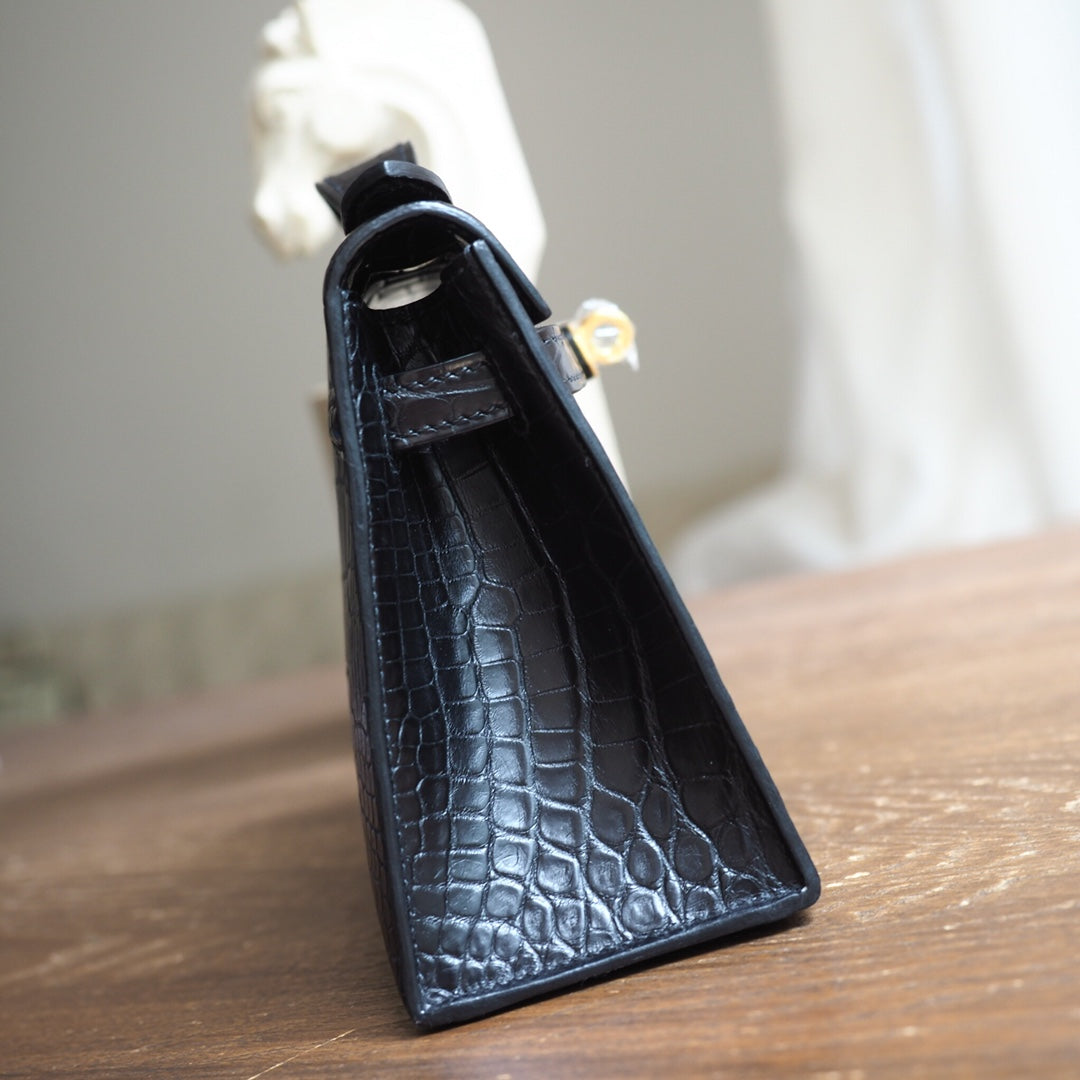 Hermes Mini Kelly 22cm 89/黑色/Noir Crocodile leather Gold hardware