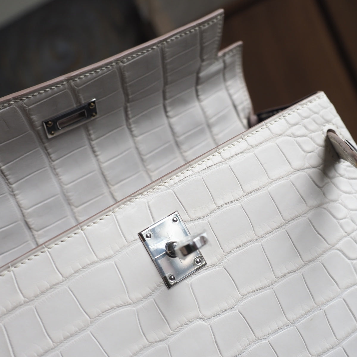 Hermes Kelly 25cm 8L/冰川白/Beton Crocodile leather Palladium hardware