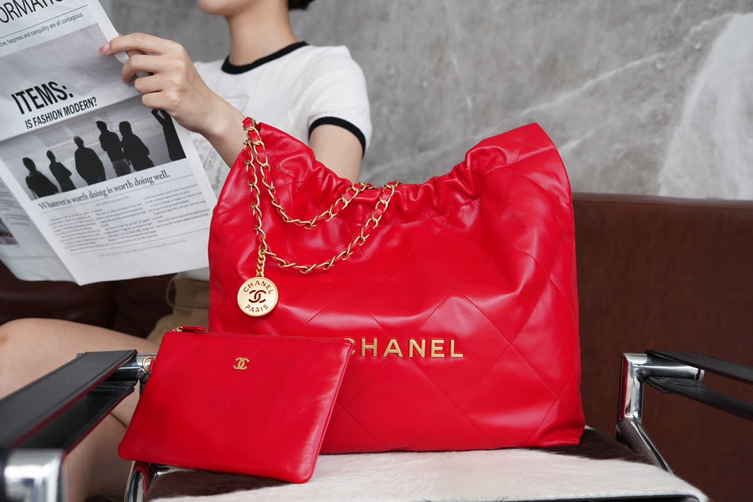 CHANEL 23B秋冬新款 𝟐𝟐手袋 正品尾皮 中号 中国红🇨🇳