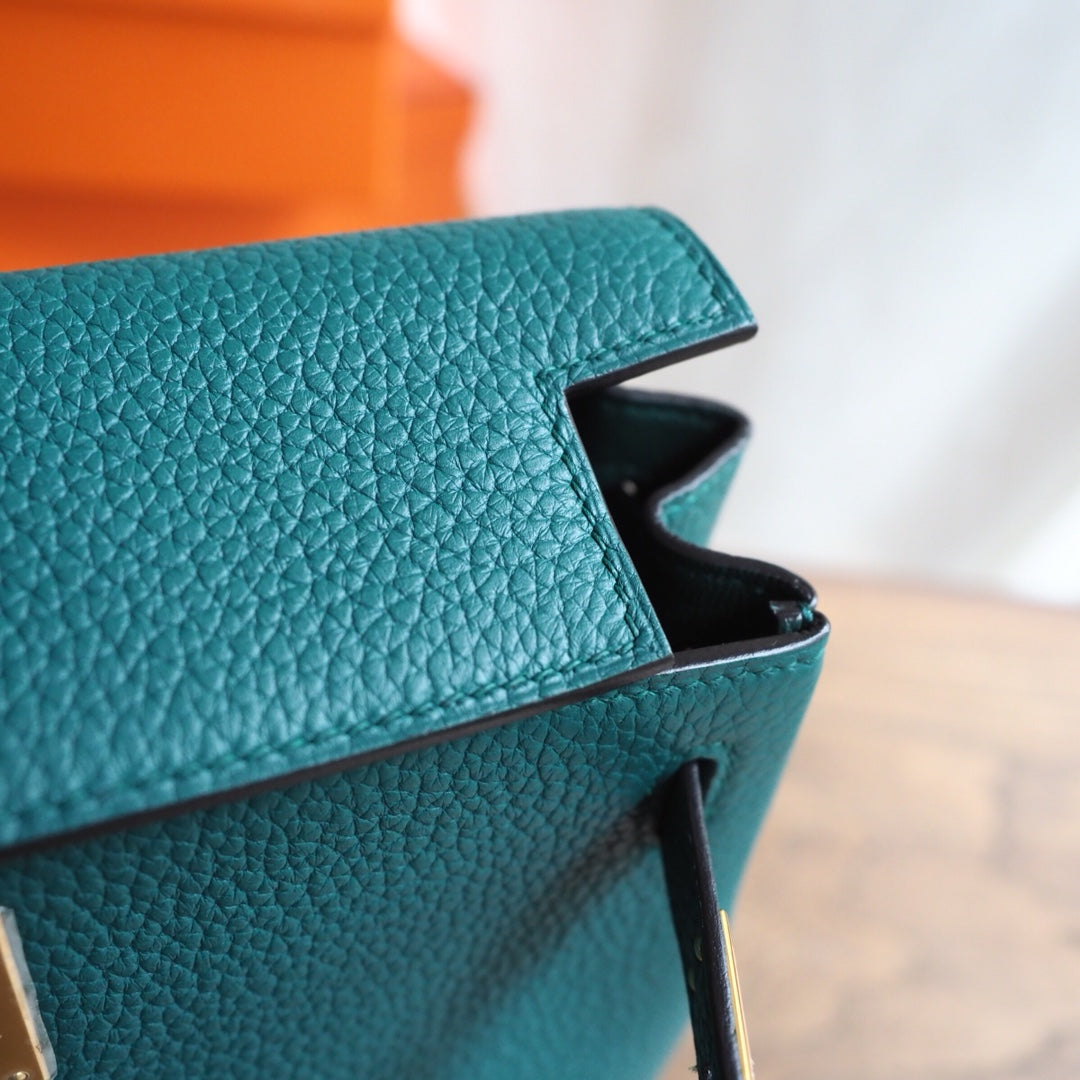 Hermes Kell ado 22cm Z6/孔雀绿/Malachite Clemence leather Gold hardware