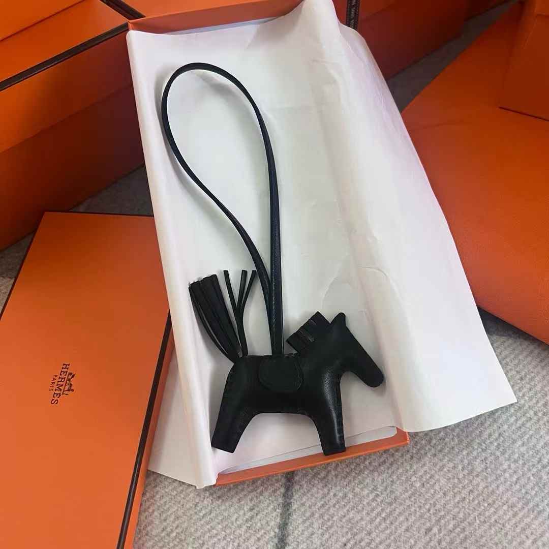 Hermes Rodeo and RodeoPegase a lot of colours and styles to choose from