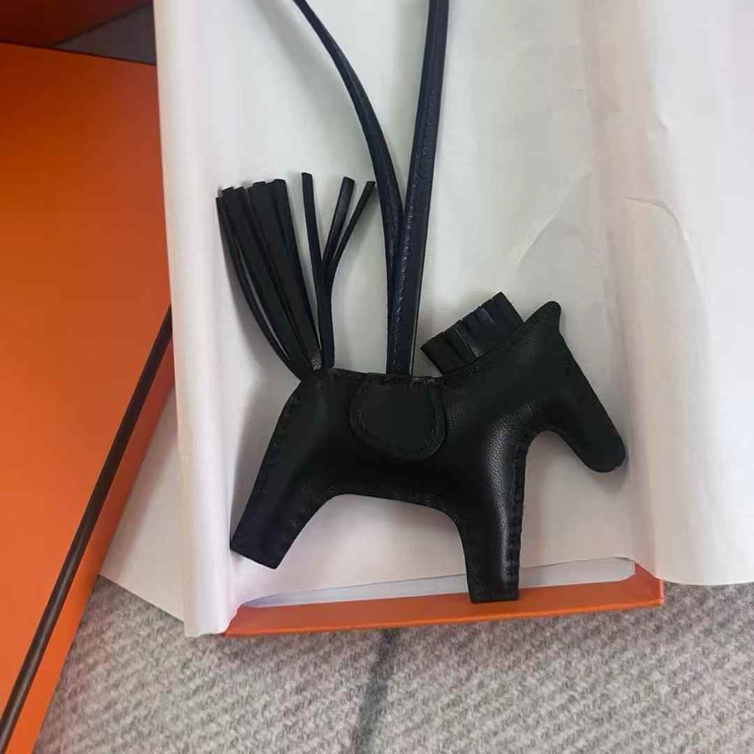 Hermes Rodeo and RodeoPegase a lot of colours and styles to choose from