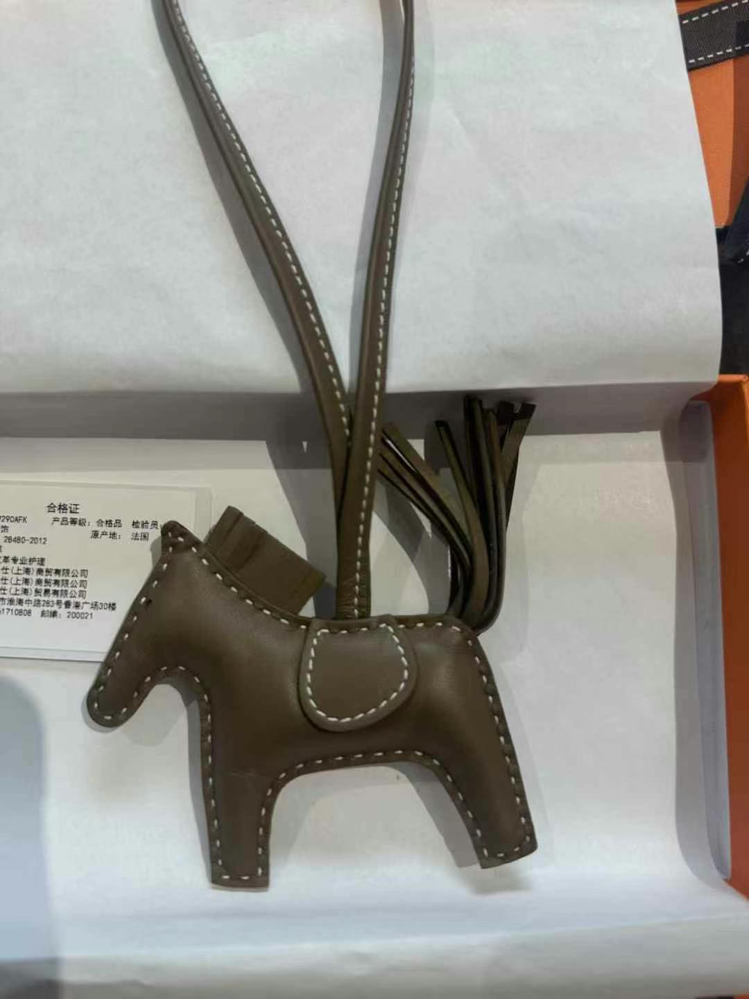 Hermes Rodeo and RodeoPegase a lot of colours and styles to choose from