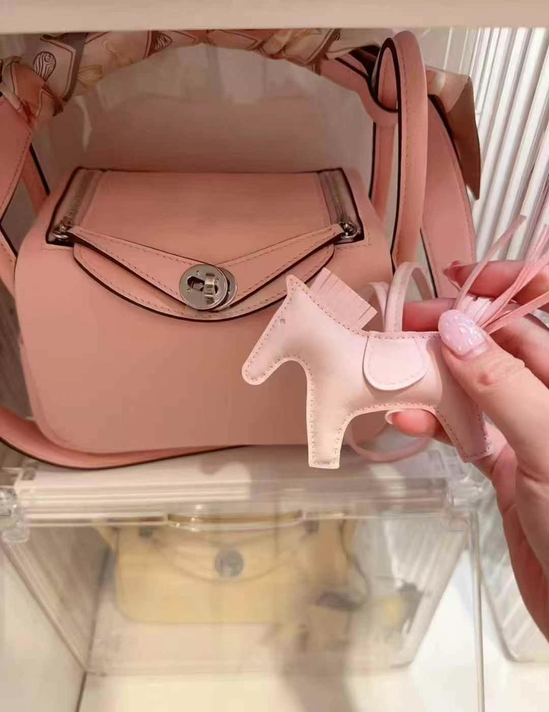 Hermes Rodeo and RodeoPegase a lot of colours and styles to choose from