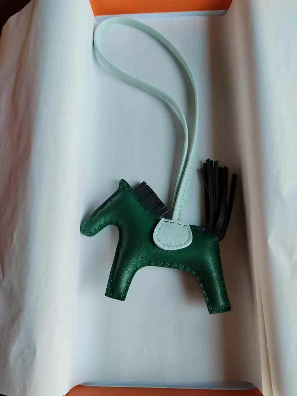 Hermes Rodeo and RodeoPegase a lot of colours and styles to choose from