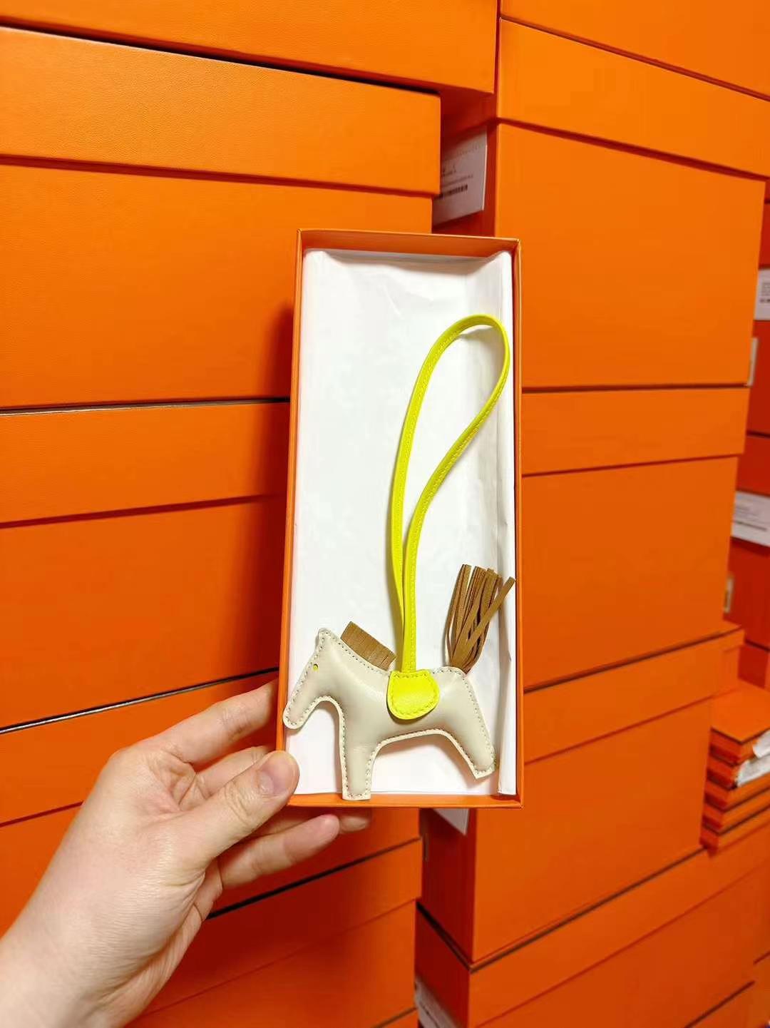 Hermes Rodeo and RodeoPegase a lot of colours and styles to choose from