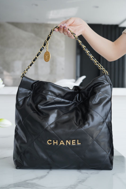 𝗖𝗛𝗔𝗡𝗘𝗟 𝟐𝟐𝗣春夏新款 𝟐𝟐手袋 中号黑色