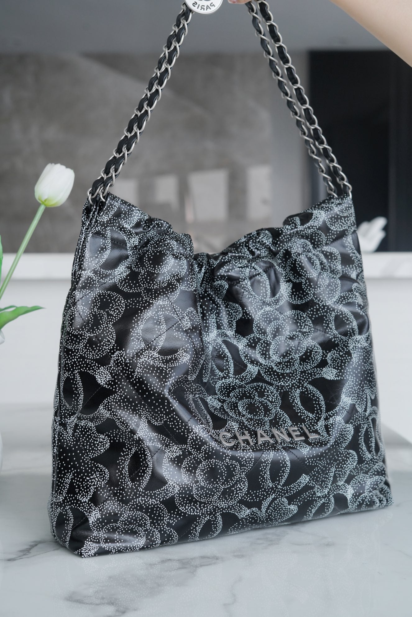 𝗖𝗛𝗔𝗡𝗘𝗟 𝟮𝟯𝗸 秋冬山茶花22bag 正品尾皮中号