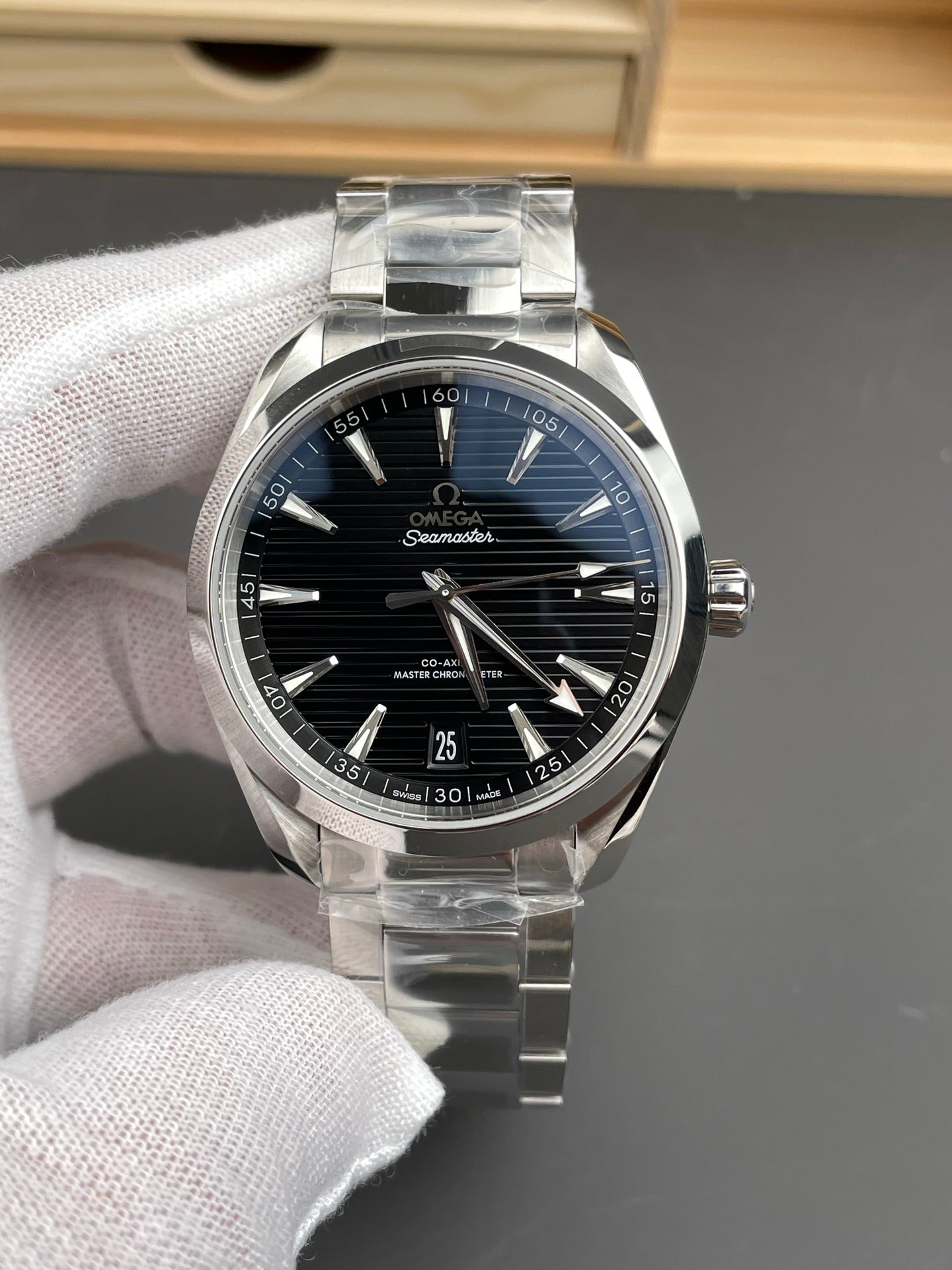 Omega watch 海马150 柚木盘黑/41mm/8900机