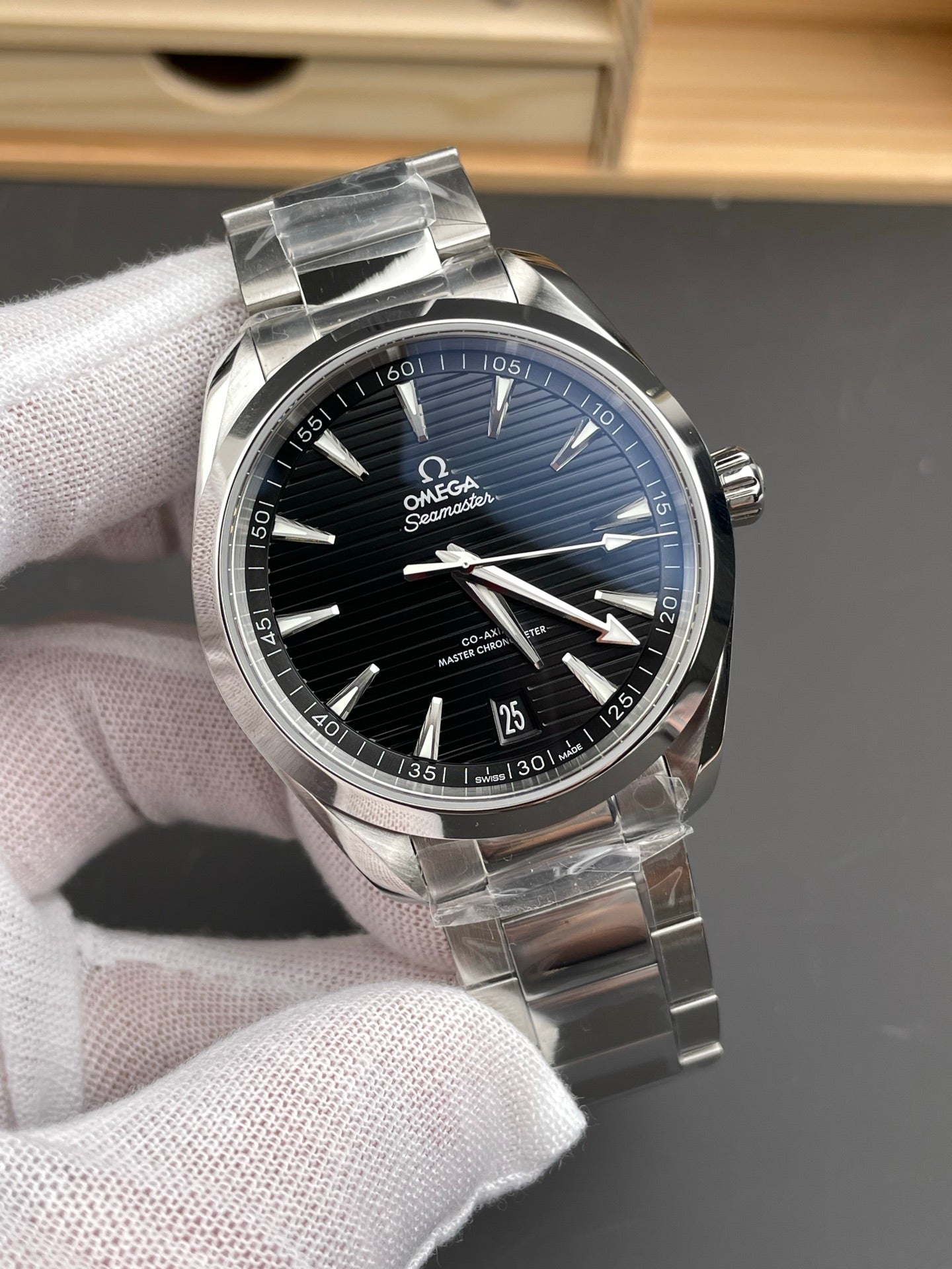 Omega watch 海马150 柚木盘黑/41mm/8900机