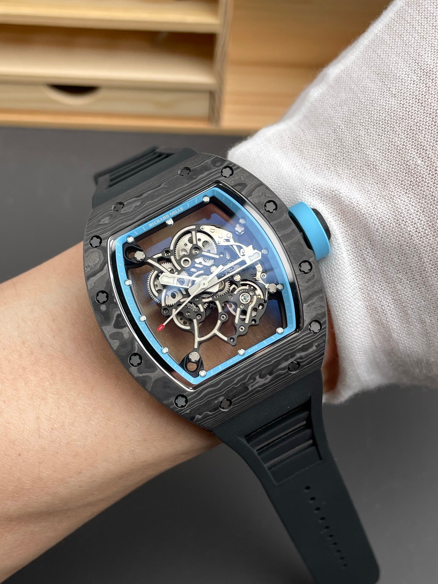 Richard watch RM055 碳纤维蓝/49.9x42.07mm/RMUL2机