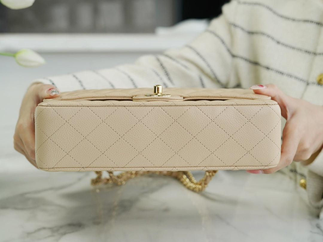 CHANEL 𝗖𝗹𝗮𝘀𝘀𝗶𝗰 𝗙𝗹𝗮𝗽  正品皮鱼子酱 中号 杏色
