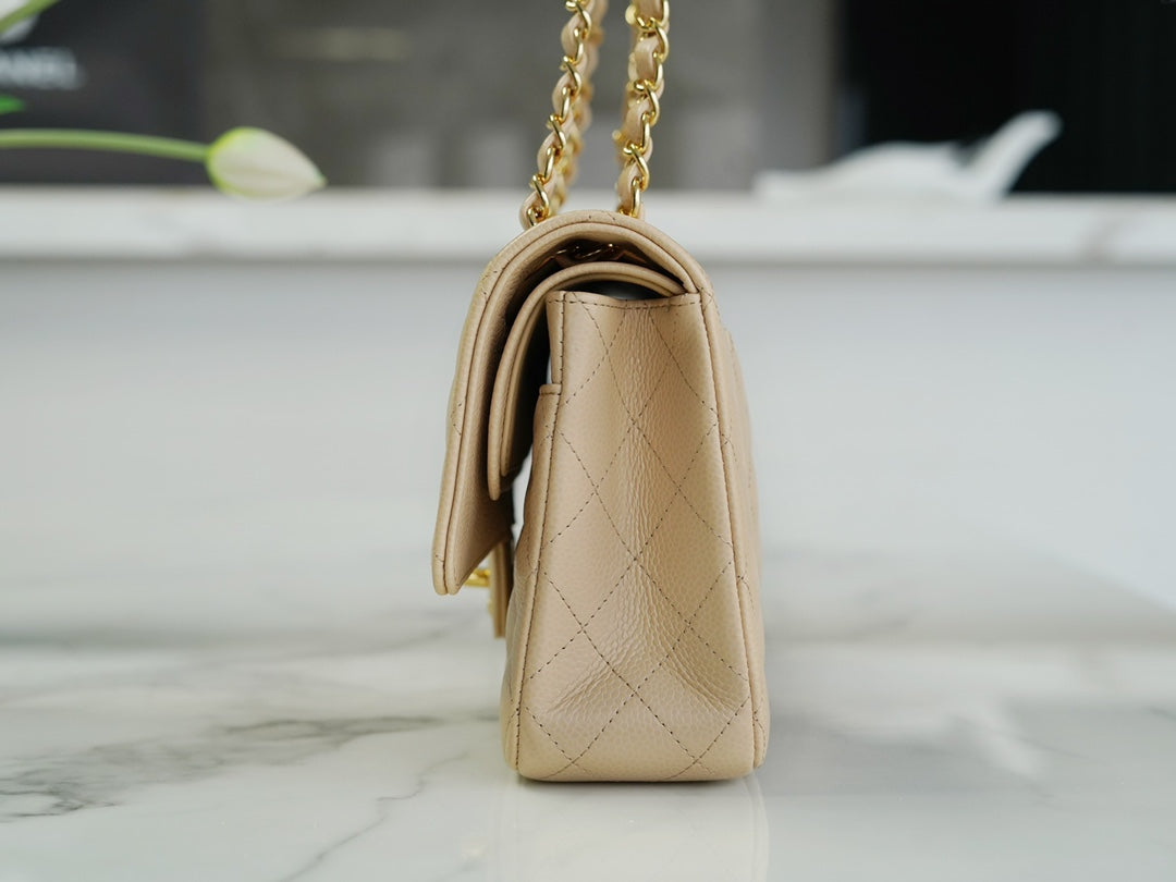 CHANEL 𝗖𝗹𝗮𝘀𝘀𝗶𝗰 𝗙𝗹𝗮𝗽  正品皮鱼子酱 中号 杏色