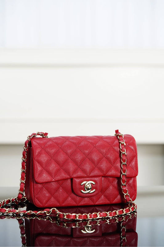 CHANEL 𝐂𝐥𝐚𝐬𝐬𝐢𝐜 𝐅𝐥𝐚𝐩 经典口盖包 𝐦𝐢𝐧𝐢 正品胎牛皮🐂 中国红
