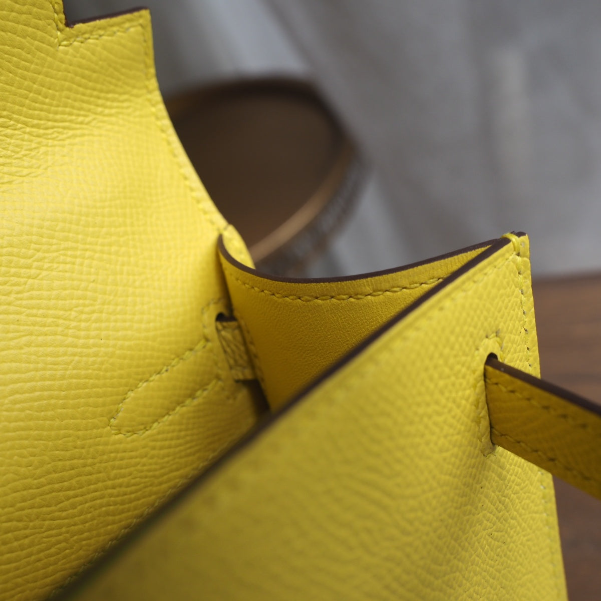 Hermes Mini Kelly 22cm 9O/那不勒斯黄/NaPles Epsom leather Gold hardware
