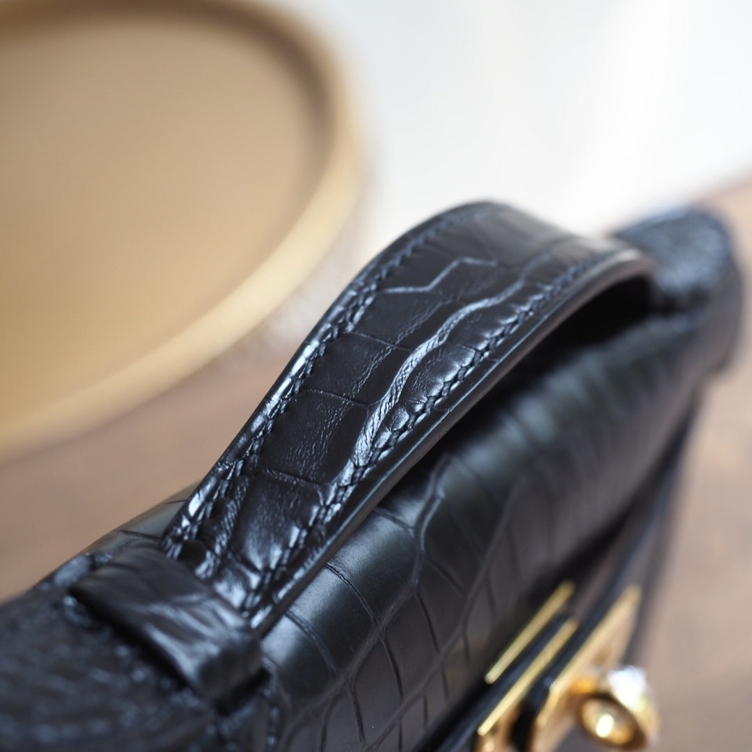 Hermes Mini Kelly 22cm 89/黑色/Noir Crocodile leather Gold hardware