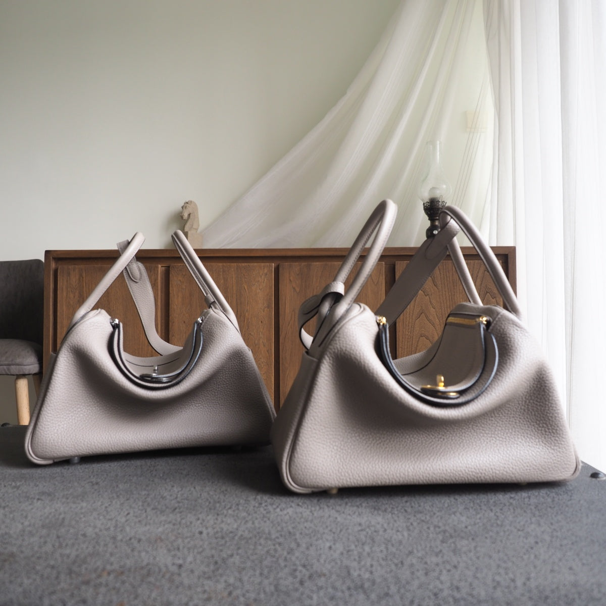 Hermes Lindy 30cm M8/沥青灰/Gris AsPhalte Clemence leather Palladium hardware