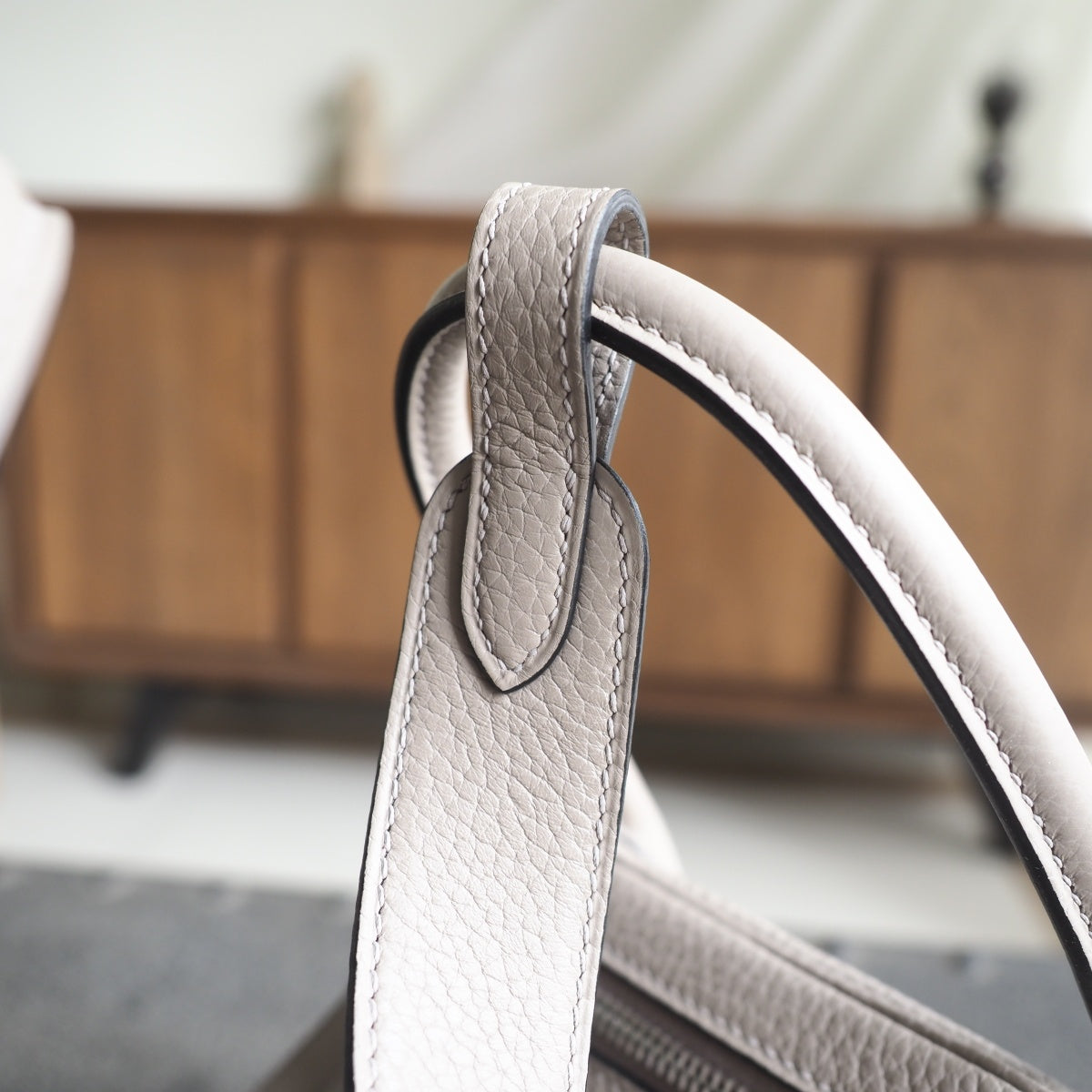 Hermes Lindy 30cm M8/沥青灰/Gris AsPhalte Clemence leather Palladium hardware