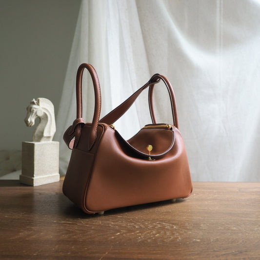Hermes Lindy 26cm 37/金棕色/Gold Swift leather Gold hardware