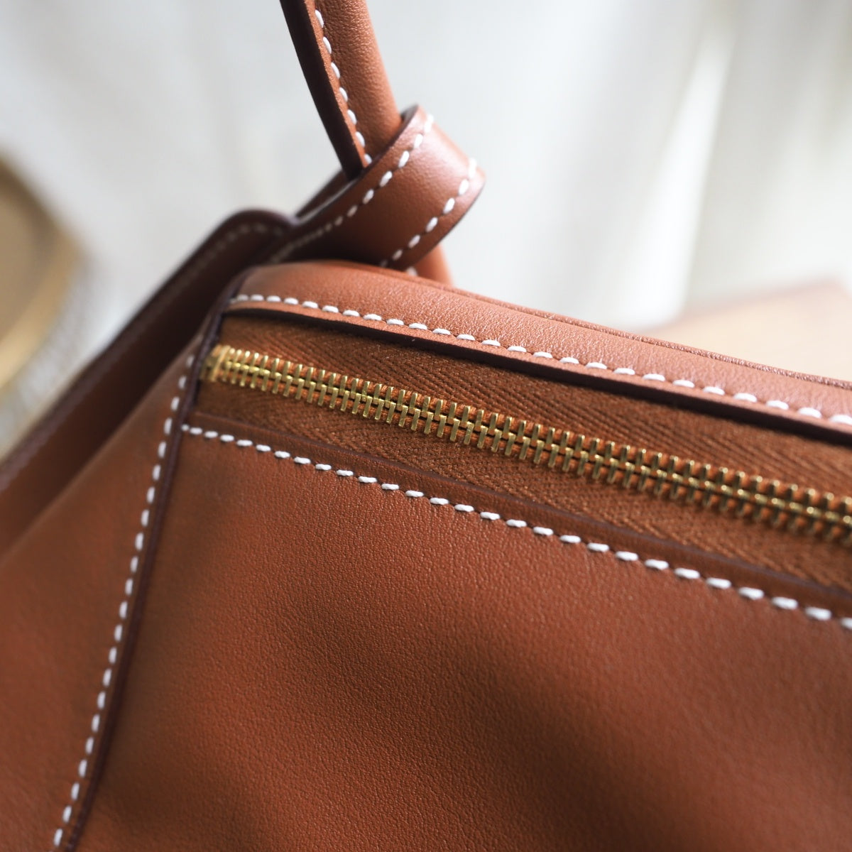 Hermes Lindy 26cm 37/金棕色/Gold Swift leather Gold hardware