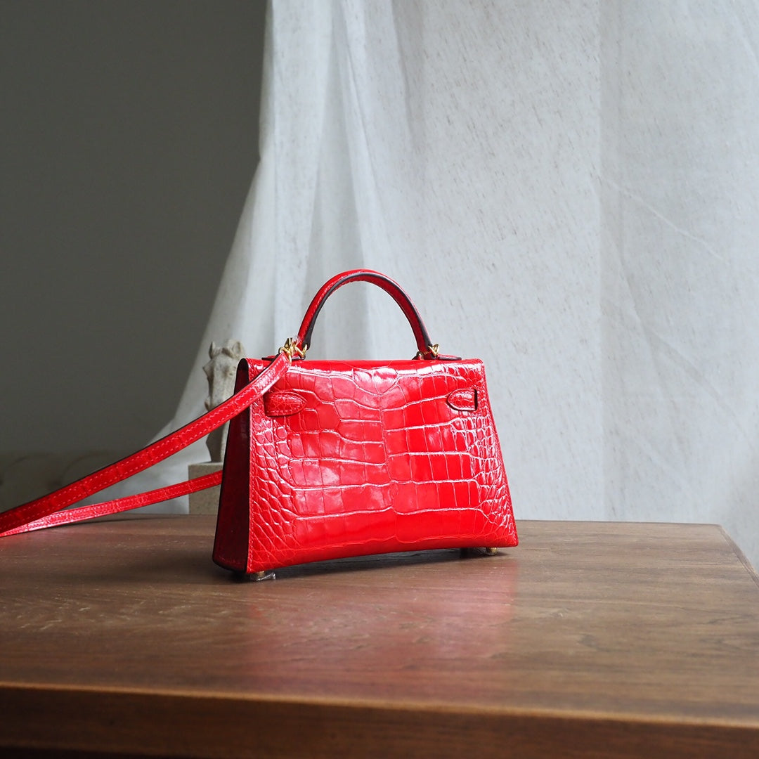 Hermes Mini Kelly 19cm 95/法拉利红/Braise Crocodile leather Gold hardware