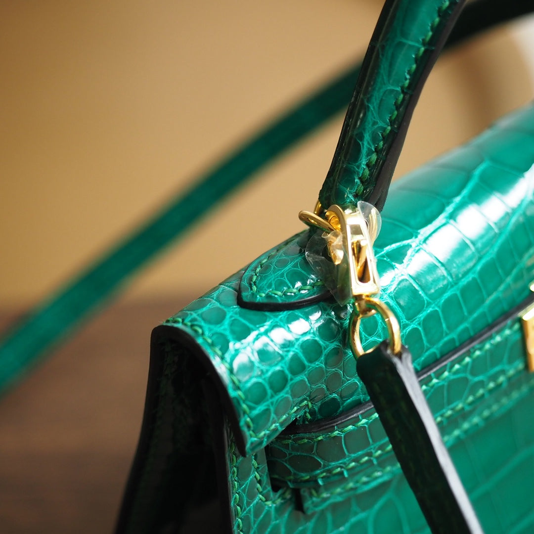 Hermes Mini Kelly 19cm 6Q/翡翠绿/Vert emeraude Crocodile leather Gold hardware