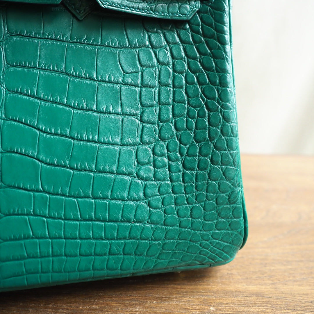 Hermes Birkin 25cm Z6/孔雀绿/Malachite Crocodile leather Gold hardware