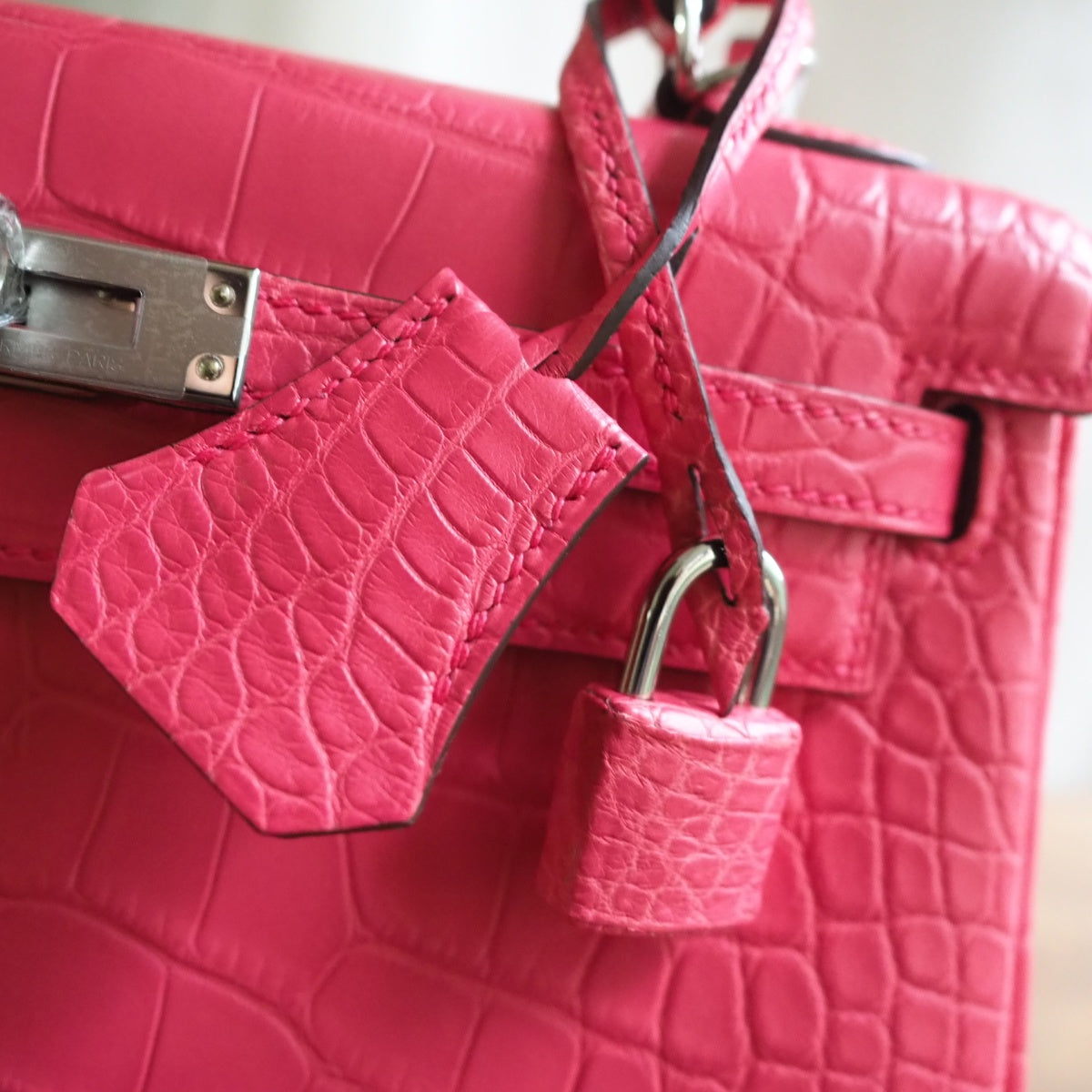 Hermes Kelly 25cm A5/杜鹃红/Bougainvillier Crocodile leather Palladium hardware