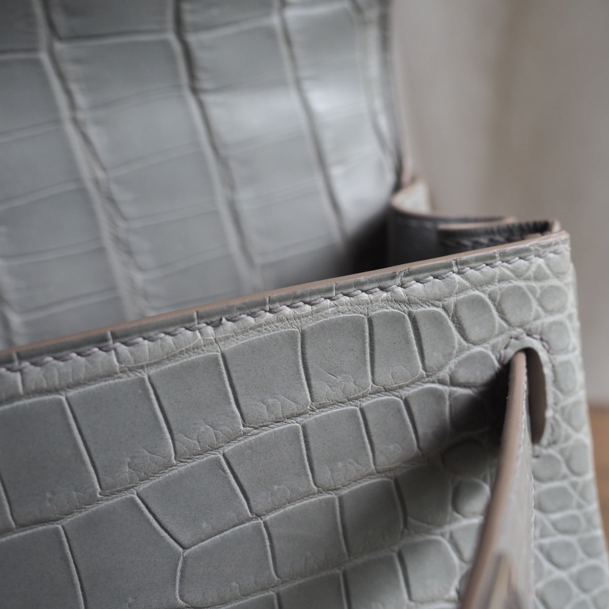 Hermes Kelly 28cm 8M/巴黎灰/Paris grey Crocodile leather Palladium hardware