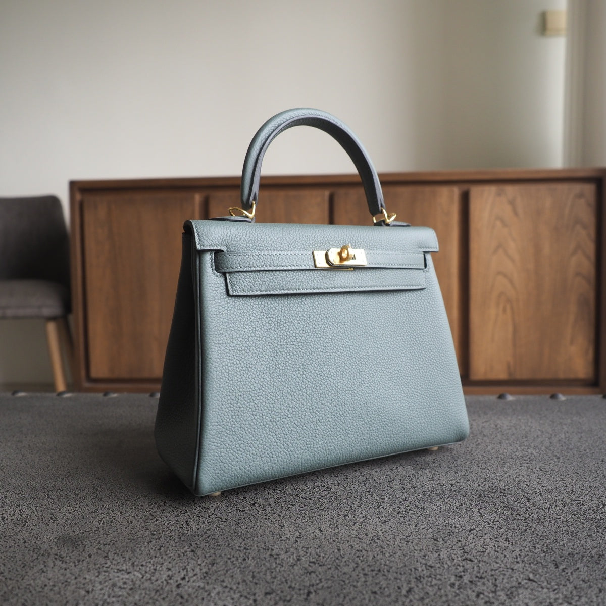 Hermes Kelly 25cm 63/杏仁绿/Vert amande Togo leather Gold hardware