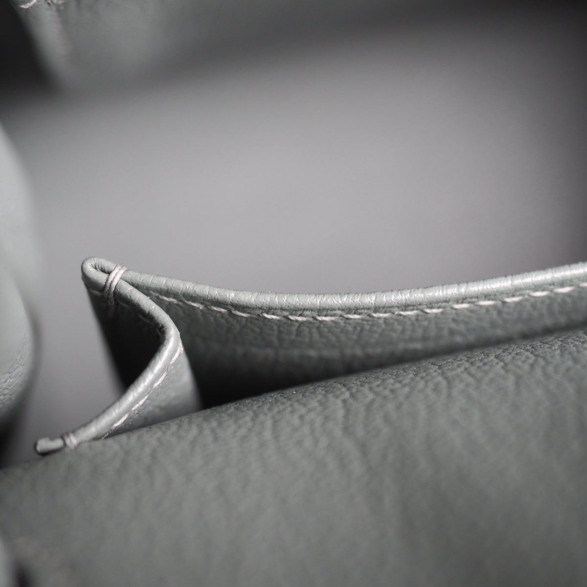 Hermes Kelly 25cm 63/杏仁绿/Vert amande Togo leather Gold hardware