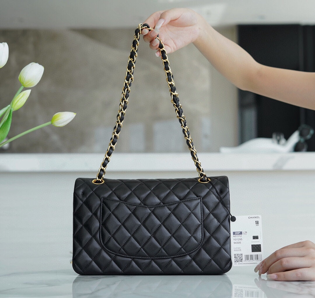 Chanel「Classic Flap」经典口盖包 黑羊金