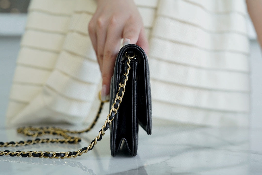 Chanel 金属球 𝑾𝒐𝒄 黑色