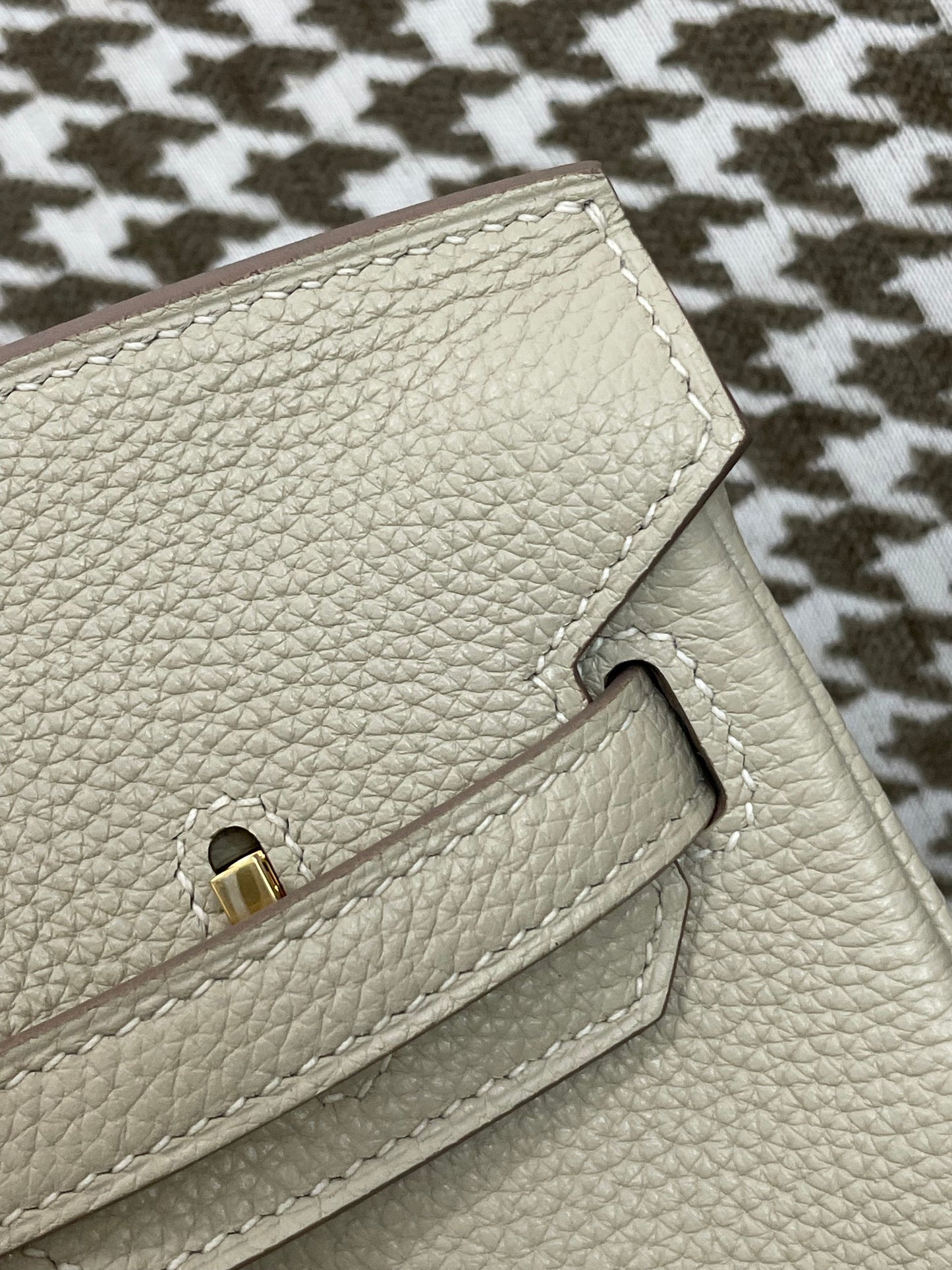 Hermes Birkin 25cm 10/奶昔白/Craier Togo leather Gold hardware