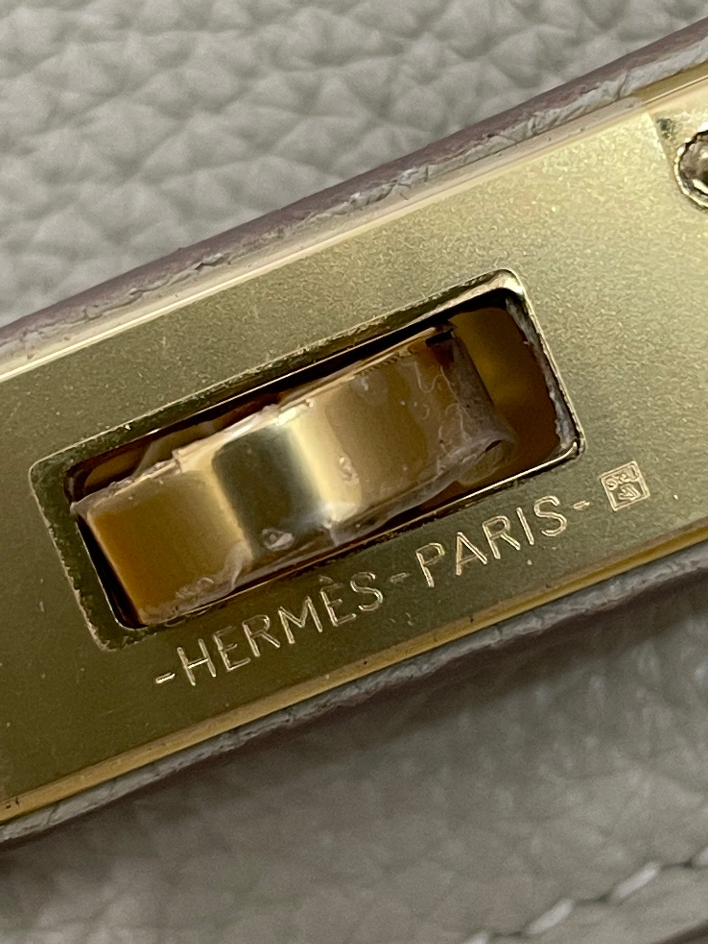 Hermes Birkin 25cm 10/奶昔白/Craier Togo leather Gold hardware