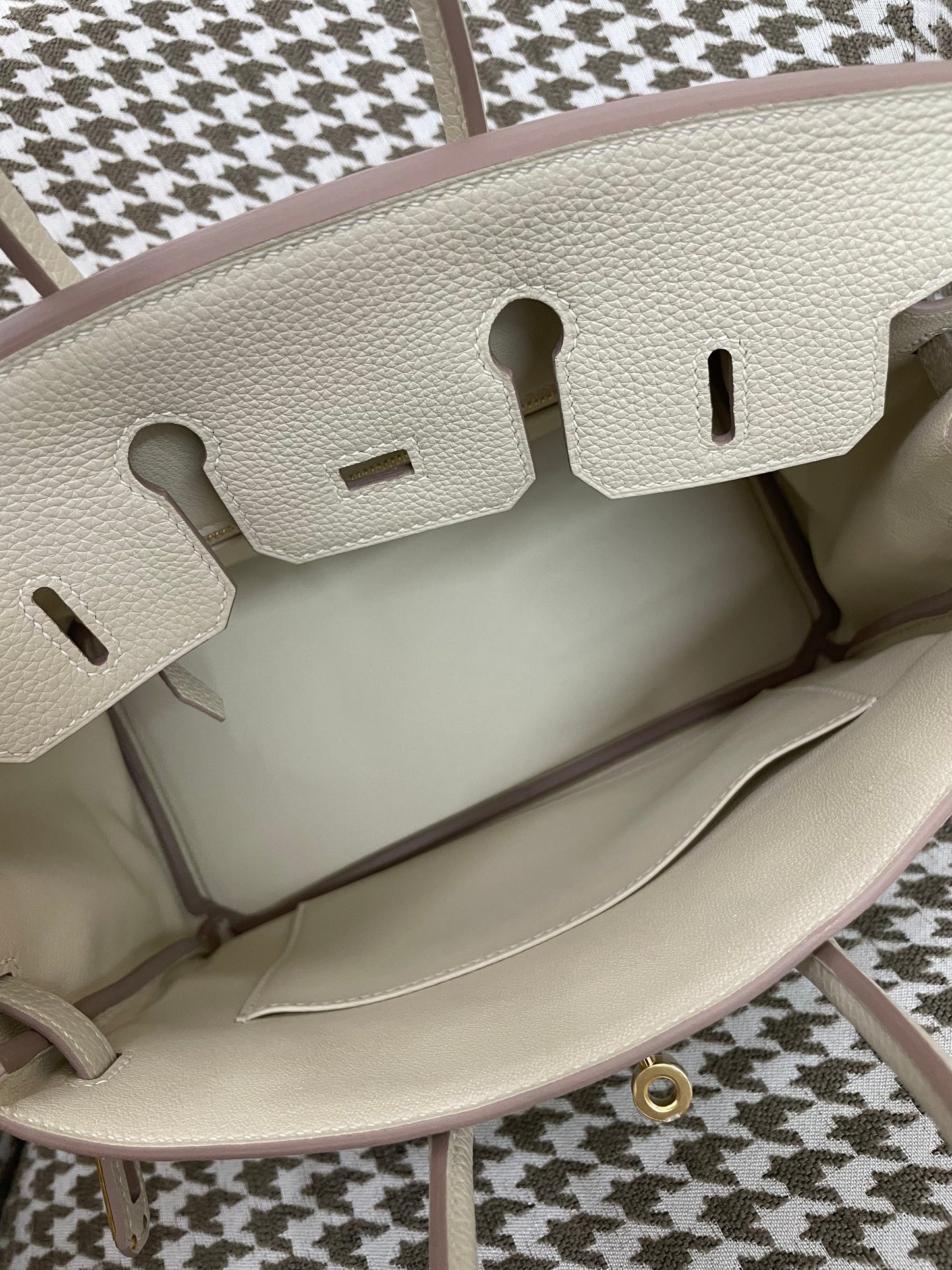 Hermes Birkin 25cm 10/奶昔白/Craier Togo leather Gold hardware