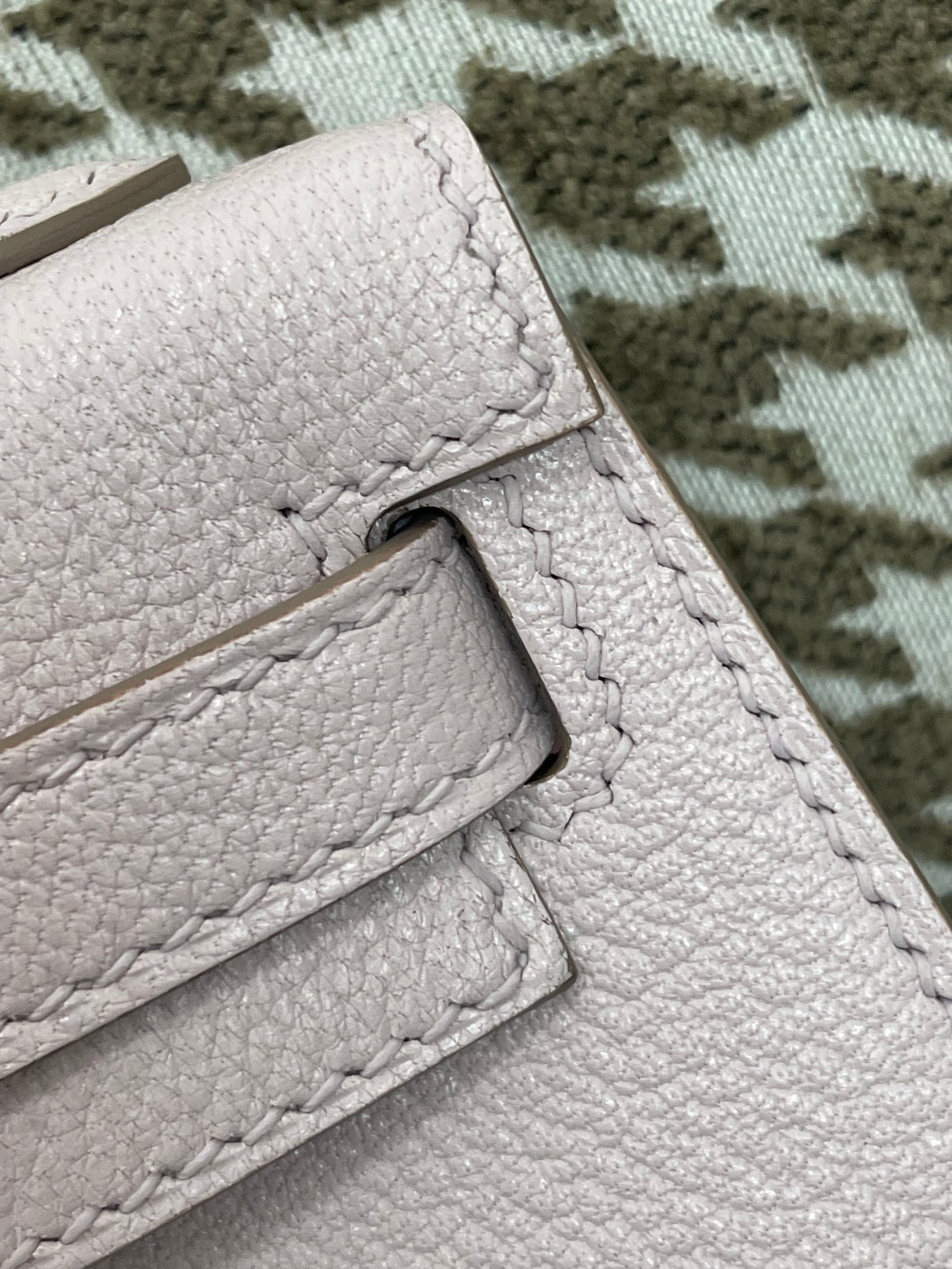 Hermes Mini Kelly 19cm O9/梦幻紫粉/Mauve pale Chevre Mysore leather Palladium hardware