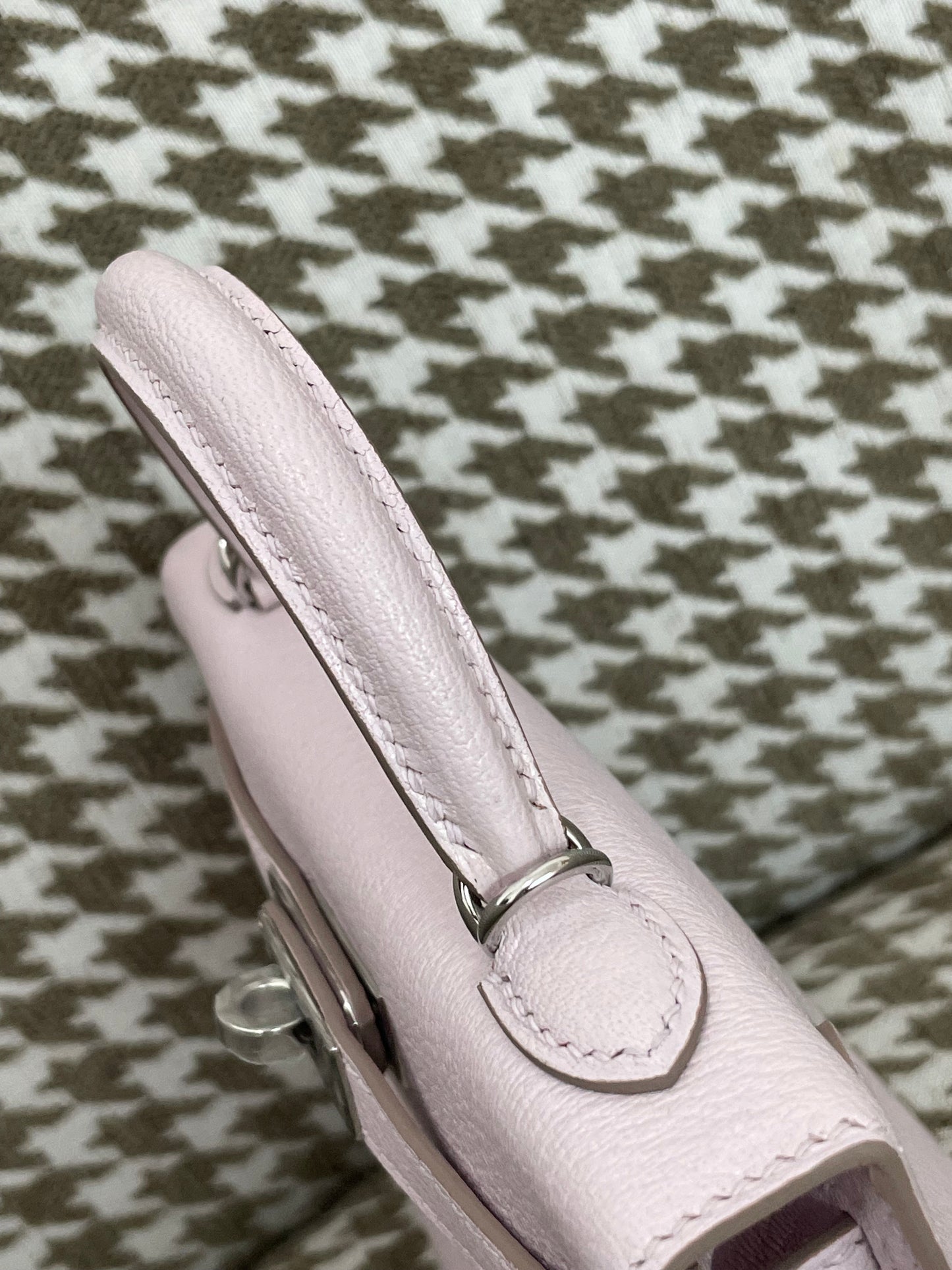 Hermes Mini Kelly 19cm O9/梦幻紫粉/Mauve pale Chevre Mysore leather Palladium hardware