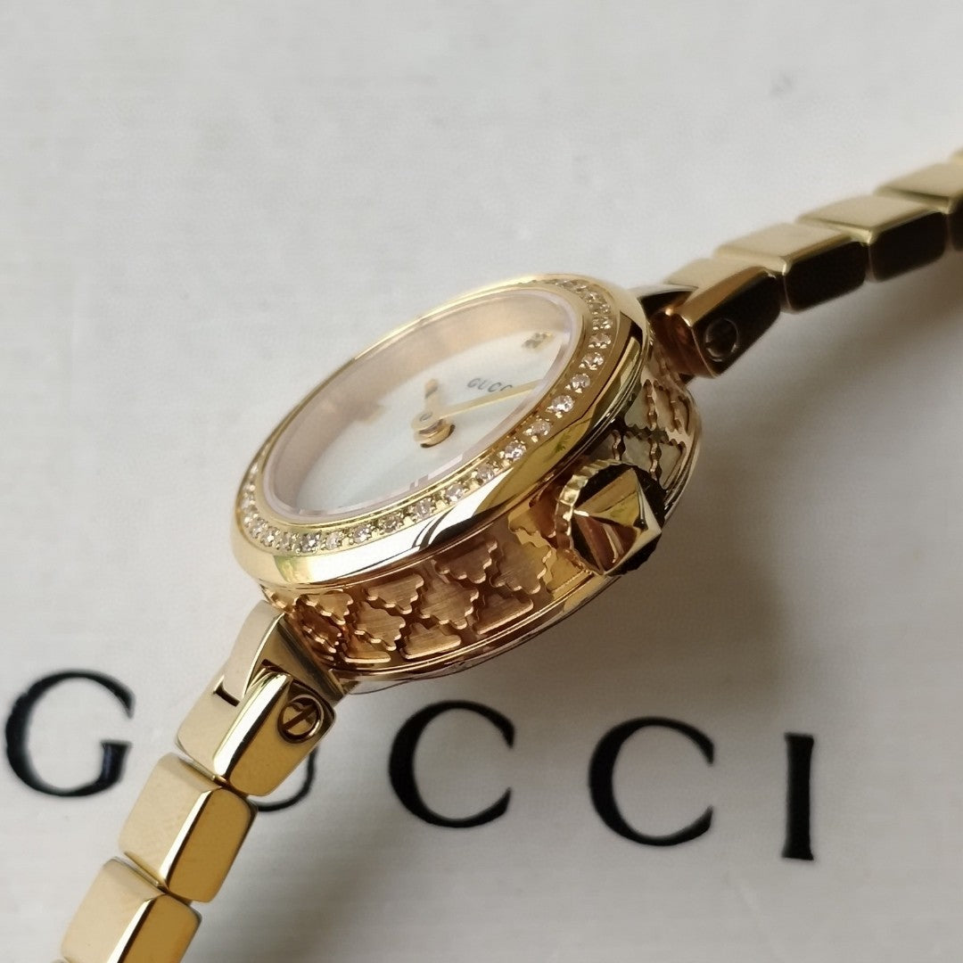 Gucci watch 真钻石英女表，原装瑞士机芯，蓝宝石玻璃，表径22mm，316L精钢表带