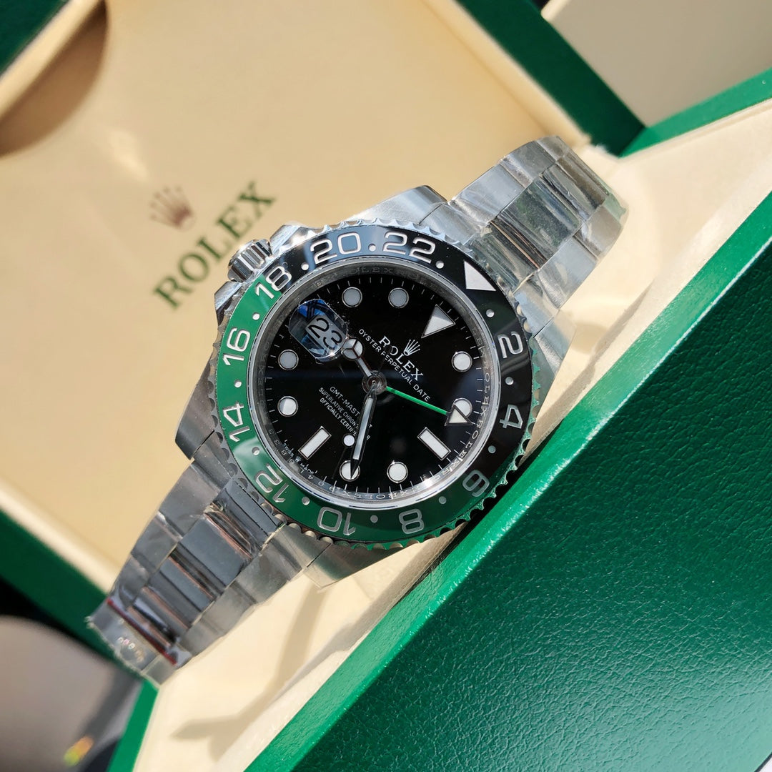 Rolex watch 雪碧 左撇子 格林尼治型GMT Ｖ4 黑绿陶瓷圈 直径：40mm