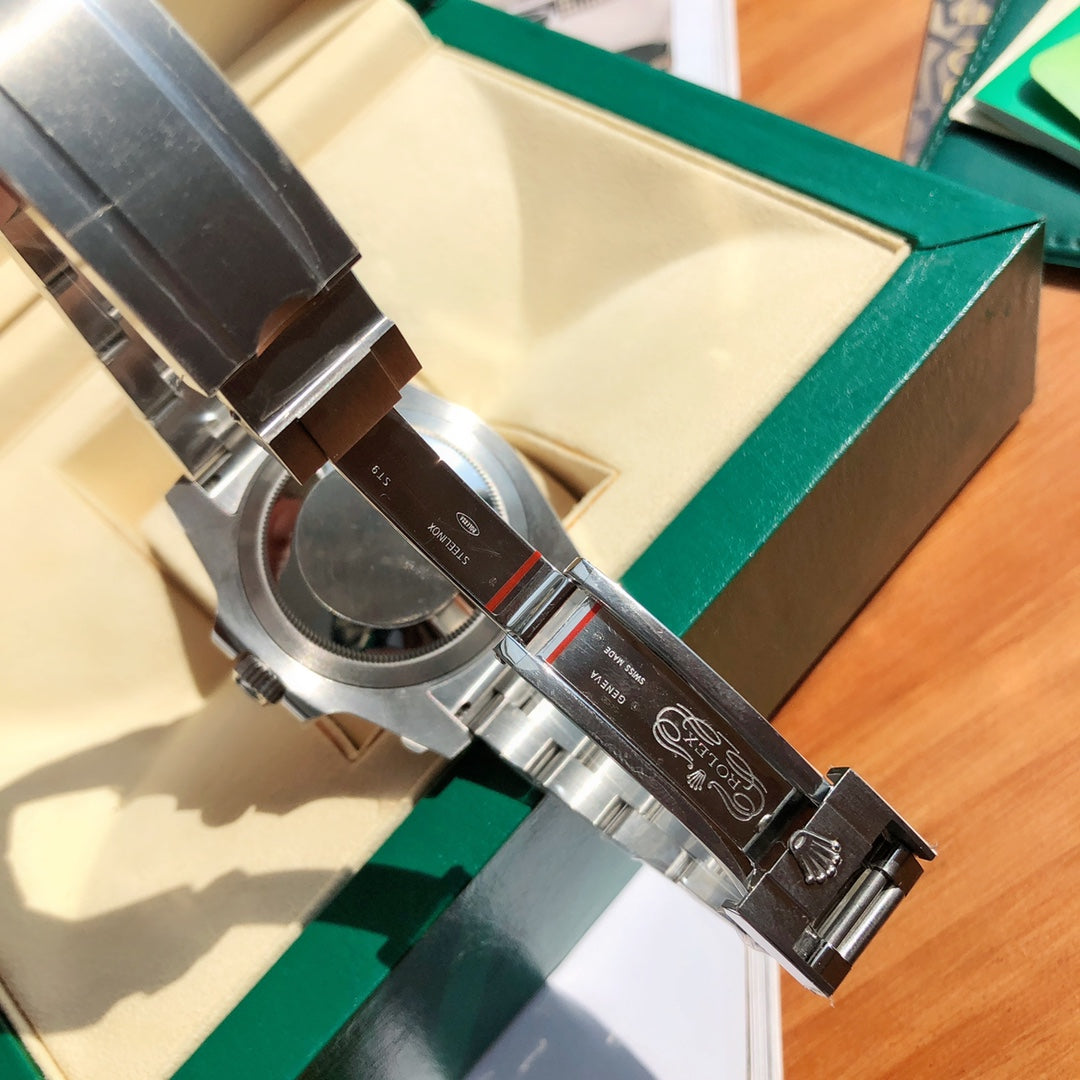 Rolex watch BLAKEN现量版 40mm表盘 红色