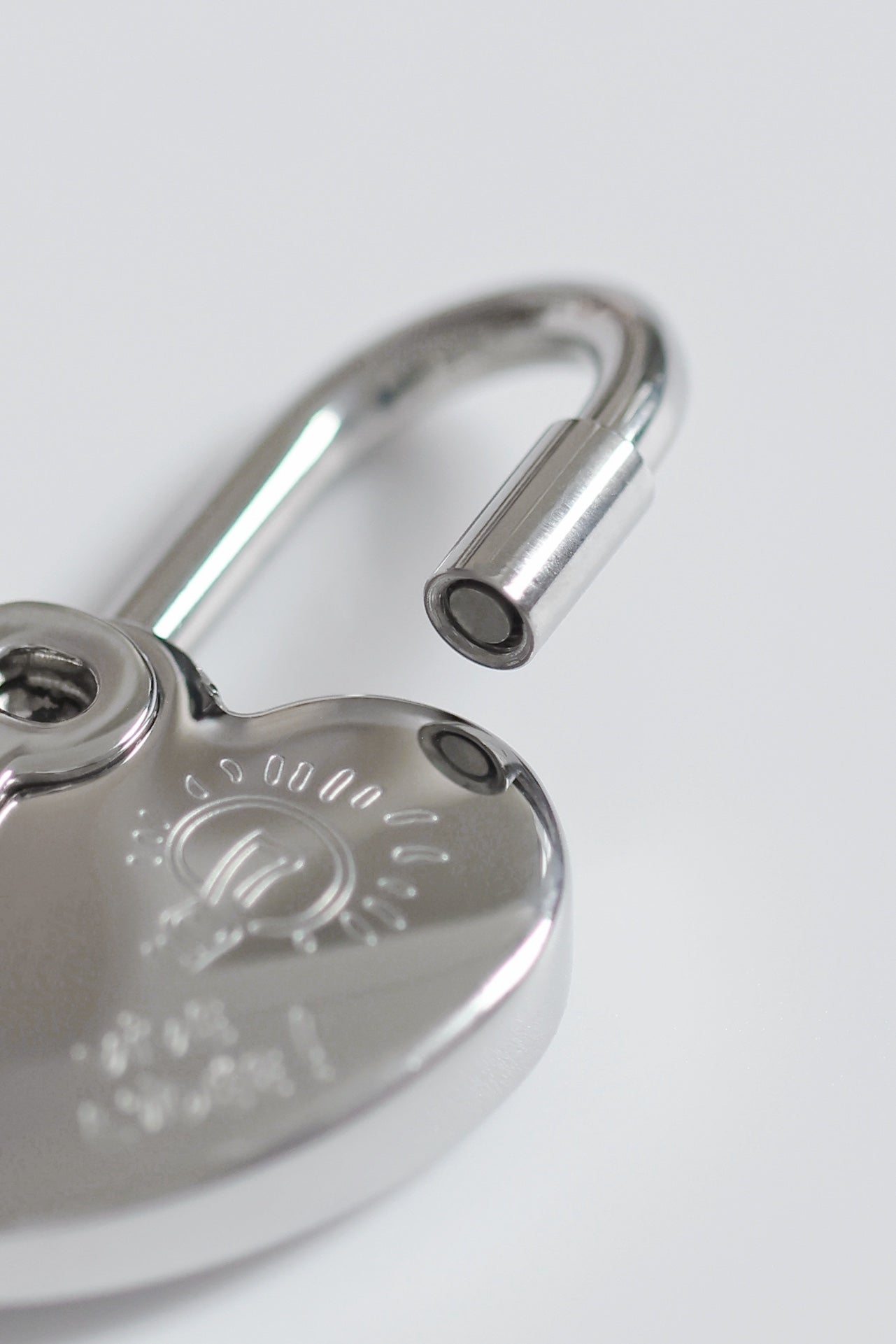 Hermes pendant 金属锁头