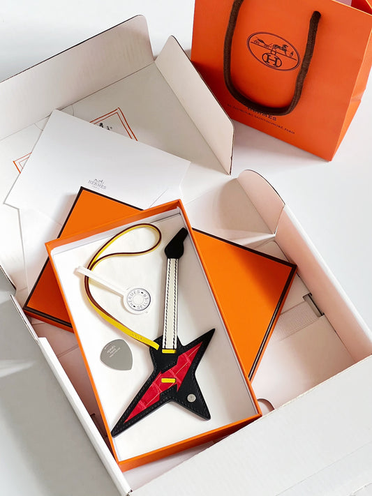 Hermes pendant 电吉他小挂件