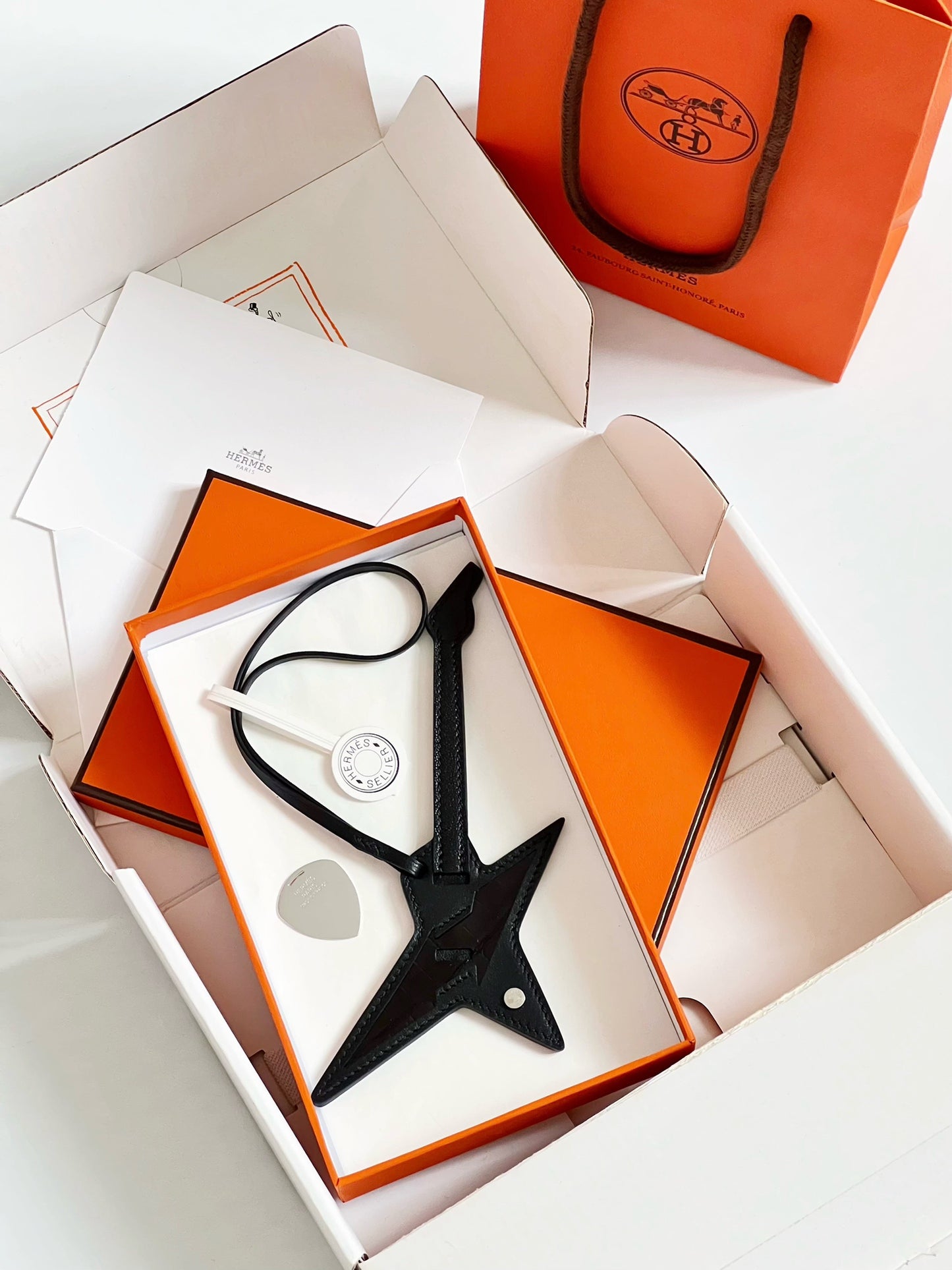 Hermes pendant 电吉他小挂件