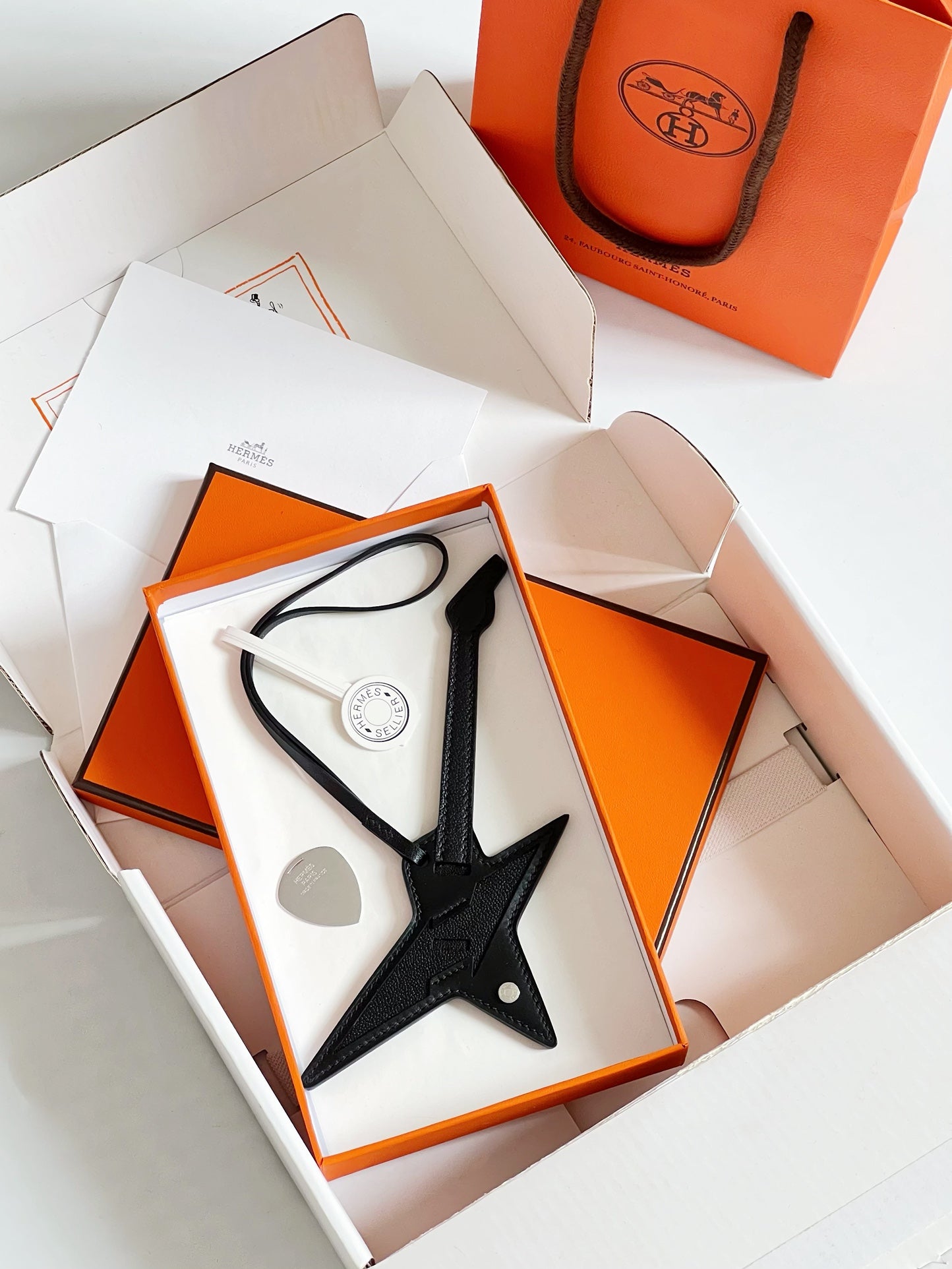 Hermes pendant 电吉他小挂件