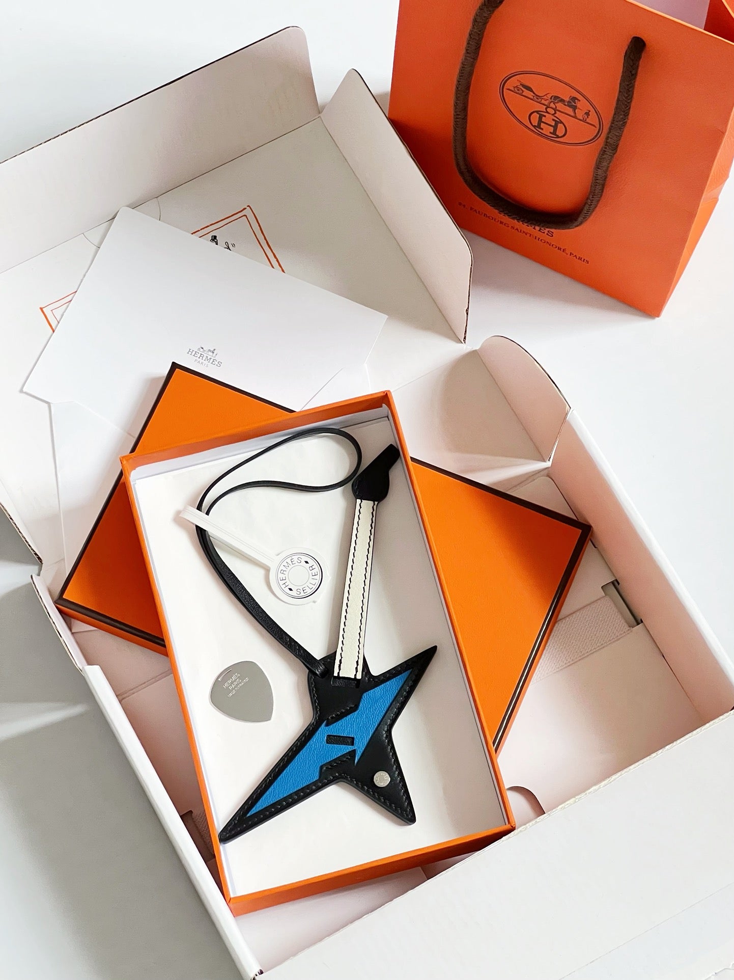 Hermes pendant 电吉他小挂件