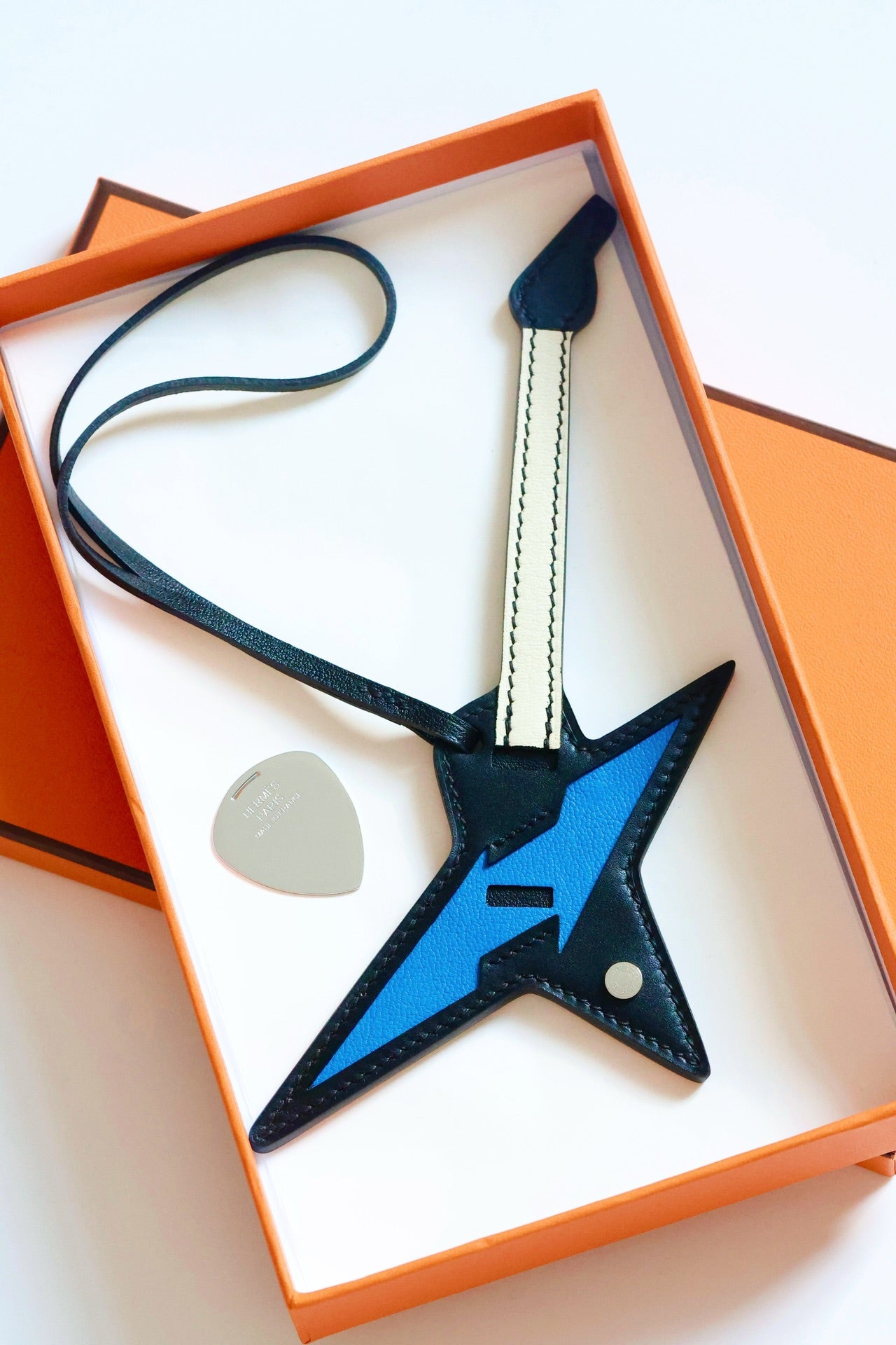 Hermes pendant 电吉他小挂件