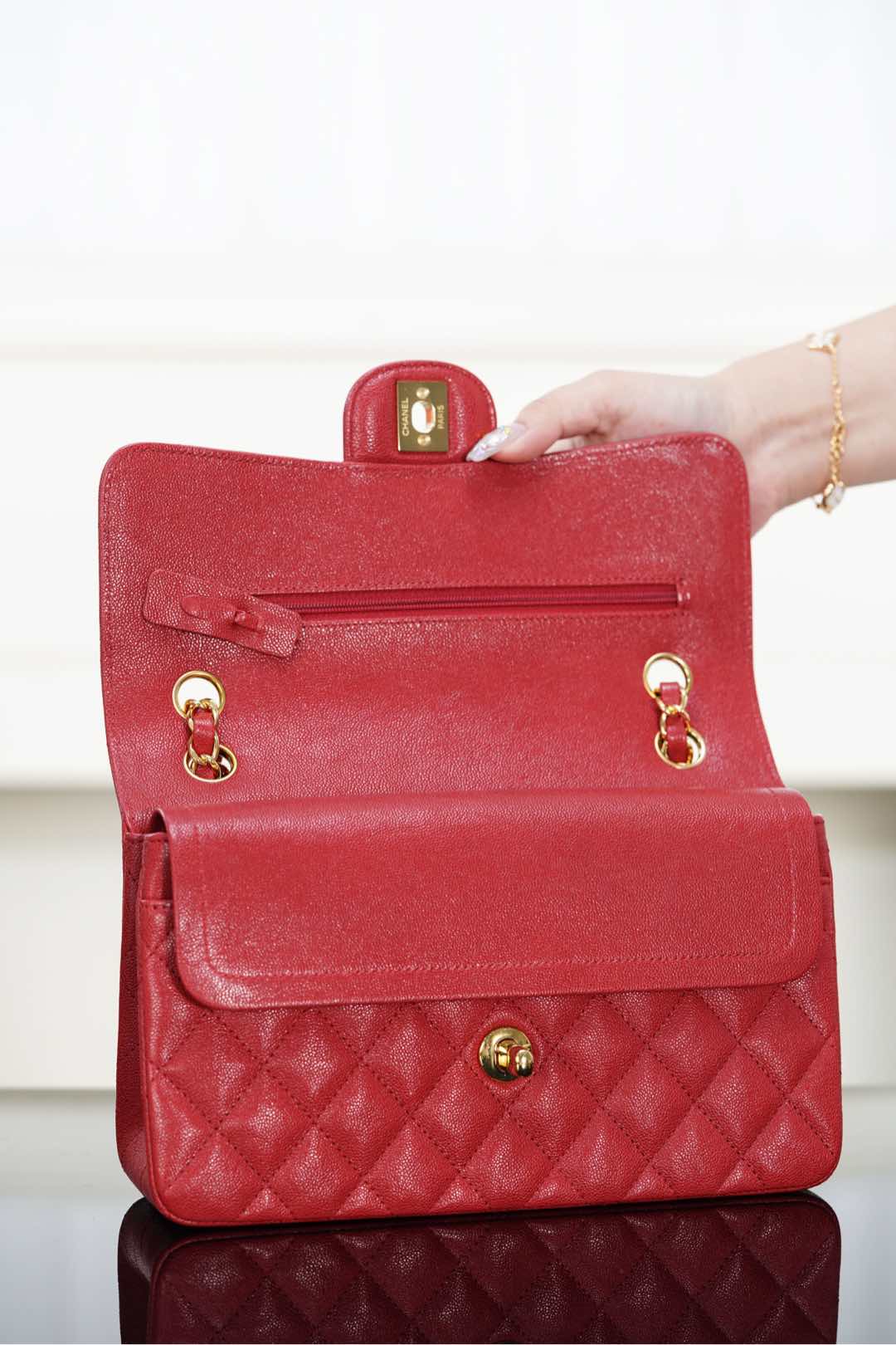 Chanel 𝐂𝐥𝐚𝐬𝐬𝐢𝐜 𝐅𝐥𝐚𝐩  经典口盖包 正品胎牛皮 中国红🇨🇳 小号