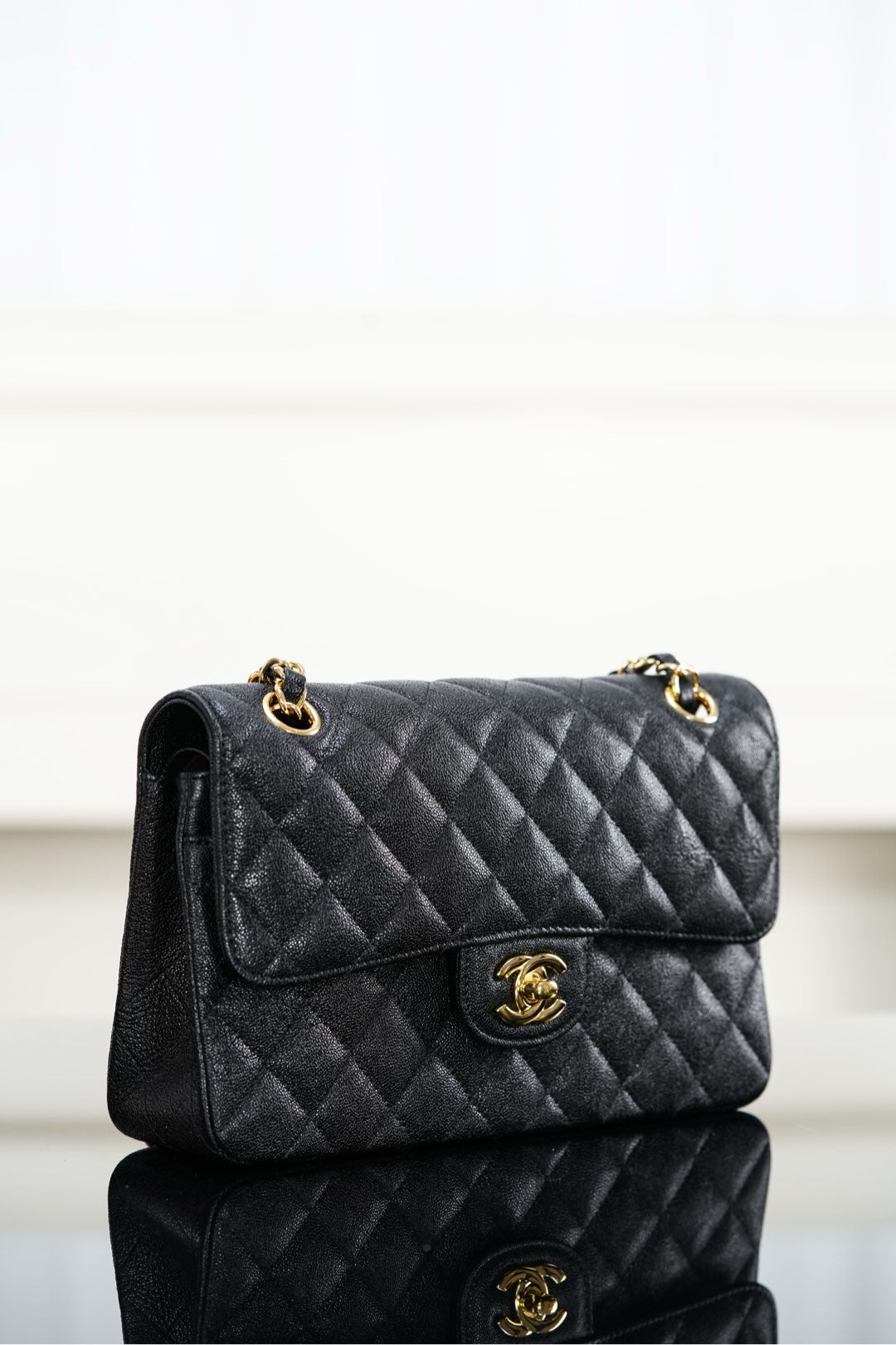 Chanel 𝐂𝐥𝐚𝐬𝐬𝐢𝐜 𝐅𝐥𝐚𝐩  经典口盖包 正品胎牛皮 黑色 小号 金扣