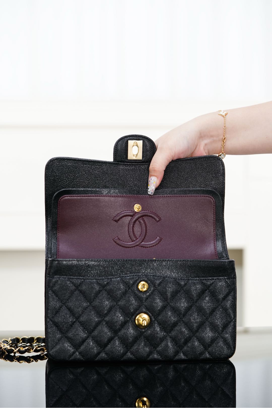 Chanel 𝐂𝐥𝐚𝐬𝐬𝐢𝐜 𝐅𝐥𝐚𝐩  经典口盖包 正品胎牛皮 黑色 小号 金扣